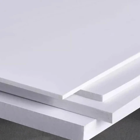 Tấm nhựa PVC màu trắng sữa