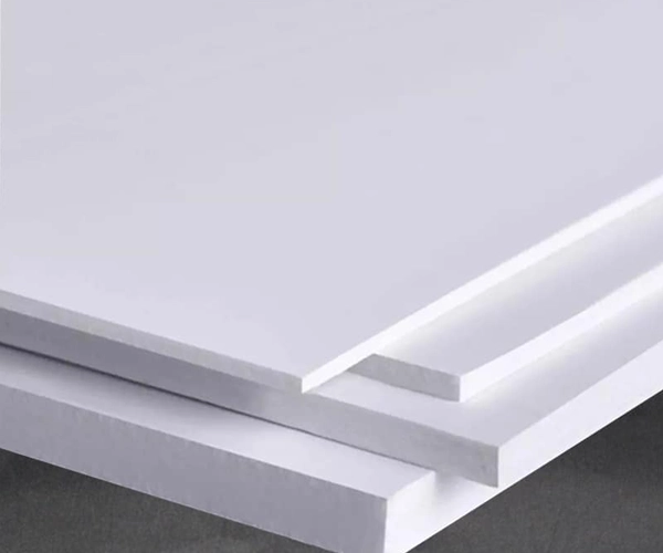 Tấm nhựa PVC màu trắng sữa